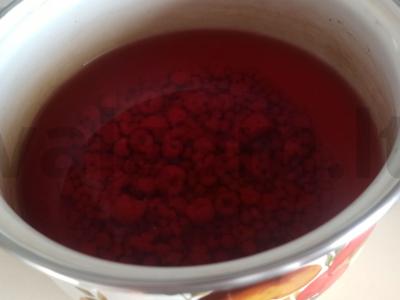 Aviečių ir raudonųjų serbentų kompotas pagrindine nuotrauka