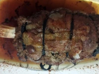 Kiaulienos ritinys su spanguolėmis ir pistacijomis Žingsnis 3