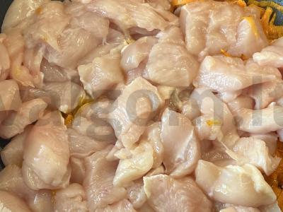 Ryžiai su vištiena keptuvėje Žingsnis 2