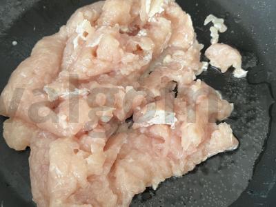 Bolognese makaronai su vištienos faršu Žingsnis 1