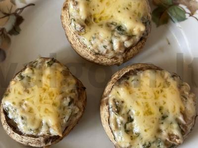 Pildyti grybai orkaitėje pagrindine nuotrauka