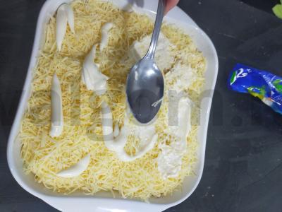 Salotas su rūkytomis vištienos krūtinėlėmis ir ananasais Žingsnis 7