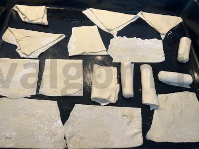 Sluoksniuoti sausainiai su cukrumi Žingsnis 5