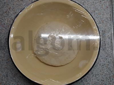 Kibinai su obuolių uogiene Žingsnis 3