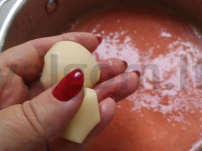 Greitas krienų padažas Žingsnis 2