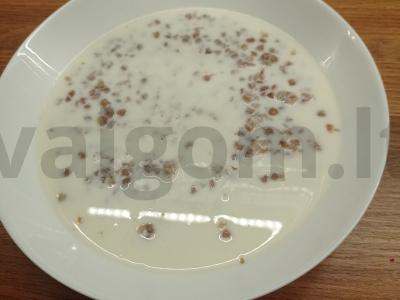 Grikių košė su pienu ir sviestu pusryčiams Žingsnis 4