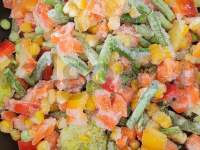 Meksikietiškas ryžiai su brokoliais ir pupelėmis Žingsnis 1