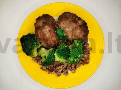 Kvapnūs veršienos kotletai su grietine pagrindine nuotrauka