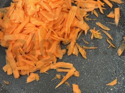 Grietinėlės sriuba su vištienos šlaunelėmis ir vermišeliais Žingsnis 5