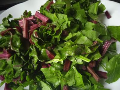 Šaltibarščiai su burokėlių lapais ir rūgštynėmis Žingsnis 2