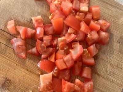 Vasaros salotos su daržovėmis ir Pekino kopūstu Žingsnis 1