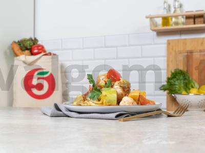 Vištienos troškinys pagrindine nuotrauka