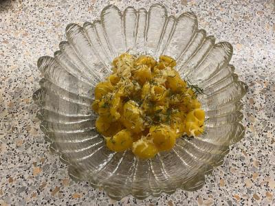 Makaronai su sūriu namuose pagrindine nuotrauka