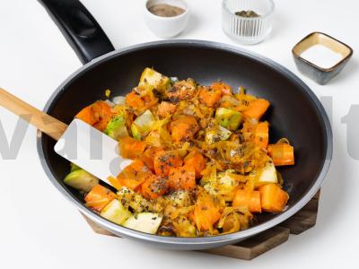 Daržovių troškinys su avižų pienu Žingsnis 1