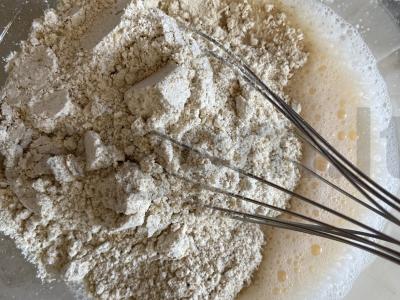 Avižiniai blynai su raudonąja žuvimi ir avokadu Žingsnis 1