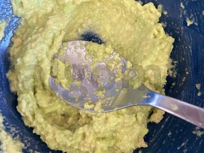 Avižiniai blynai su raudonąja žuvimi ir avokadu Žingsnis 3