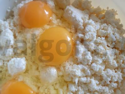 Patingėlių virtinukai iš kvietinių miltų Žingsnis 1