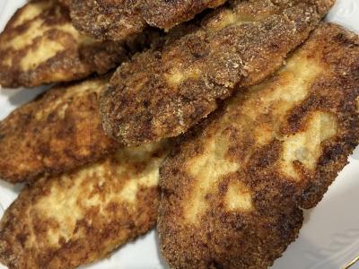 Vištienos kotletai su avižomis ir svogūnais pagrindine nuotrauka