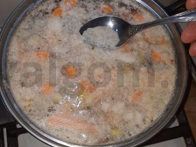 Upėtakio žuvienė paprastu receptu Žingsnis 5