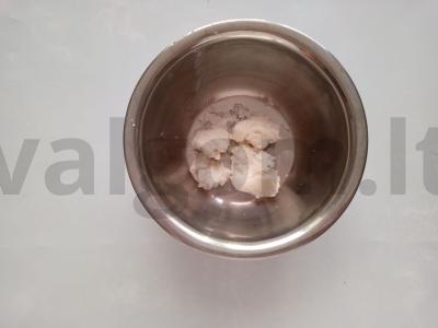 Riešutų saldainiai Žingsnis 1