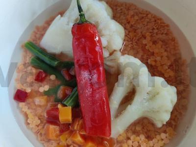 Raudona lęša su daržovėmis ir pupelėmis Žingsnis 4