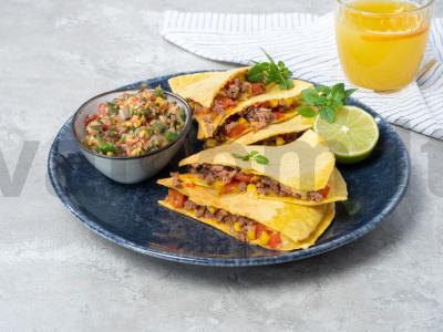 Keksadija su jautienos faršu ir kukurūzais pagrindine nuotrauka