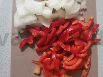 Funchosa su daržovėmis ir kalmaru Žingsnis 2