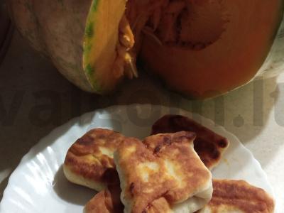 Moliūgų pyragėliai pagrindine nuotrauka