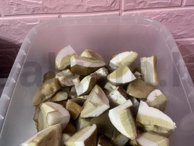 Kepti bulvės su miško grybais Žingsnis 1