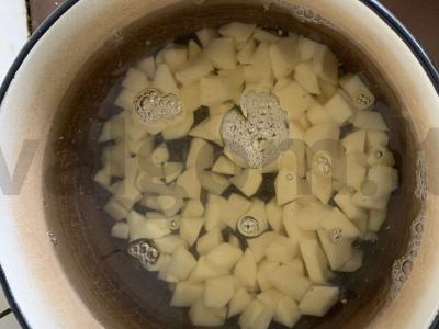 Ryžių sriuba su kotletais, daržovėmis ir prieskoniais Žingsnis 2