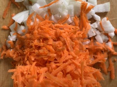 Ryžių sriuba su kotletais, daržovėmis ir prieskoniais Žingsnis 4