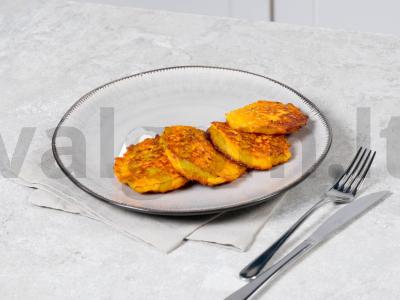 Morkų blynai su natūraliu jogurtu pagrindine nuotrauka