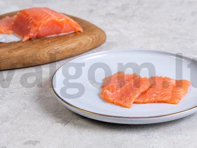 Kaip supjaustyti raudoną žuvį Žingsnis 2