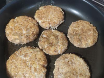 Kotletai - paruošimas visoms progoms Žingsnis 4