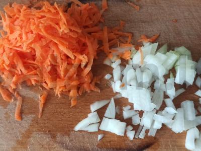 Perlo košė su pomidorais ir baziliku Žingsnis 1