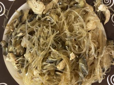 Funchosa su daržovėmis pagrindine nuotrauka