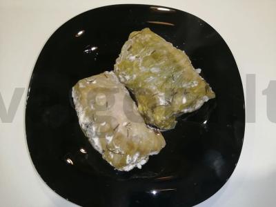 Savojaus kopūstų golubcai su grietine pagrindine nuotrauka