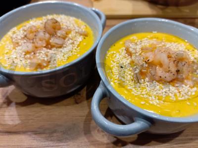 Moliūgų kremas su krevetėmis pagrindine nuotrauka