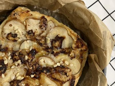 Kriaušių pyragas su mėlynuoju sūriu Žingsnis 2