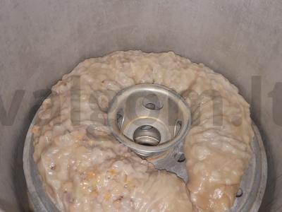 Hanumas su jautiena ir moliūgu garuose pagrindine nuotrauka