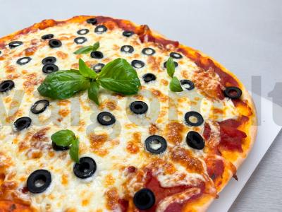 Pica su juodaisiais alyvuogėmis Žingsnis 8