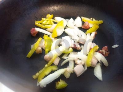 Grikių košė su keptu šonine ir daržovėmis Žingsnis 2