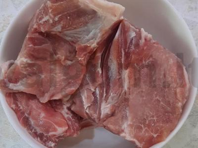 Žirnių sriuba su mėsos sultiniu Žingsnis 1