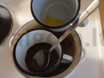 Šokoladinis kremas kepimui Žingsnis 2