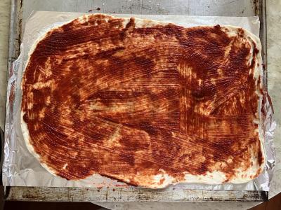 Neįtikėtinai skani pica su kepta sūrio suluguni plutele Žingsnis 4