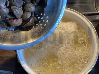 Vegetariškas grybų sriuba su voveraitėmis Žingsnis 4