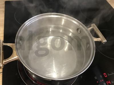 Spagečiai su Adygei sūriu ir sviestu Žingsnis 1