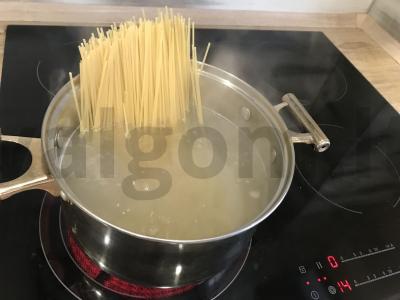 Spagečiai su Adygei sūriu ir sviestu Žingsnis 2