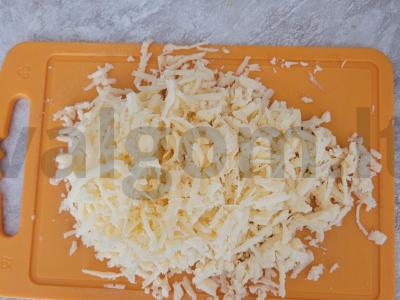 Žiedinė kopūstai grietinėlėje su sūriu Žingsnis 4