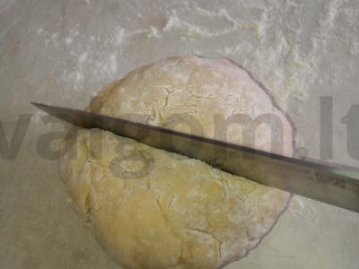 Greita pica ant plono tešlos Žingsnis 6